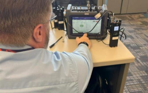 Advanced Device Recalibrates Radios for Crystal-Clear Sound and Longer Lifespan